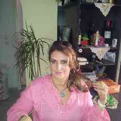 Single Greek woman in Ρόδος, Ελλάδα, Greece