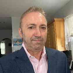 Single Greek man in Mineola, NY, United States