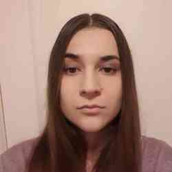 Single Greek woman in London, UK, United Kingdom