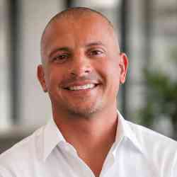 Single Greek man in Raleigh, NC, United States