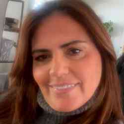 Single Greek woman in Sydney, NSW, Australia