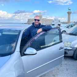 Single Greek man in Rodos, Rodos, Greece