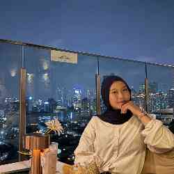 Single Greek woman in Jambi, Kota Jambi, Indonesia