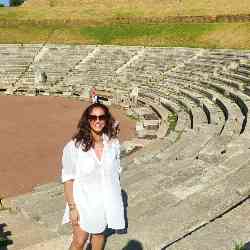 Single Greek woman in Sydney, NSW, Australia