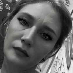 Single Greek woman in Μέγαρα, Greece, Greece