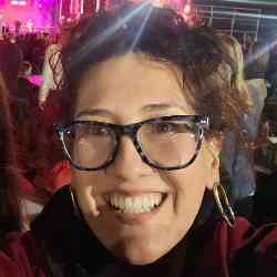 Single Greek woman in Toronto, ON, Canada