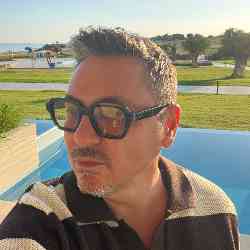 Single Greek man in Thessaloniki, Ελλάδα, Greece