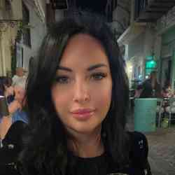 Single Greek woman in Victoriaville, QC, Canada