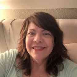 Single Greek woman in Keller, TX, United States