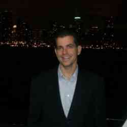 Single Greek man in CHICAGO, Illinois, United States