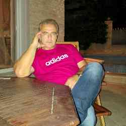 Single Greek man in Thessaloniki, Greece