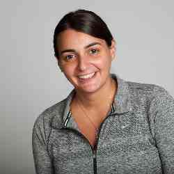 Single Greek woman in Chicago, Illinois, United States