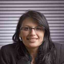 Single Greek woman in Melbourne, Victoria, Australia