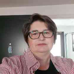 Single Greek woman in Pireas, , Greece