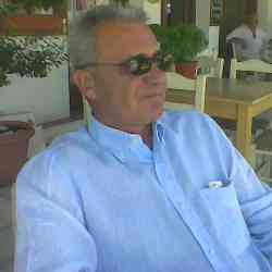 Single Greek man in Galatsi, Attica, Greece