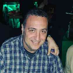 Single Greek man in Astoria, New York, United States