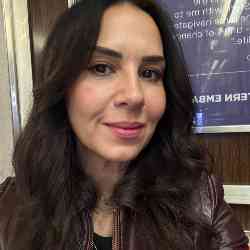 Single Greek woman in Rochester, NY, United States