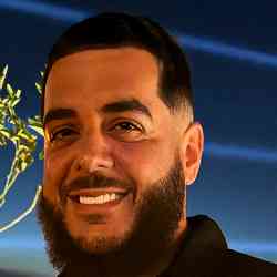 Single Greek man in Los Angeles, California, United States