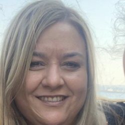 Single Greek woman in Altona North, Victoria, Australia