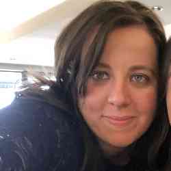 Single Greek woman in Toronto, Ontario, Canada