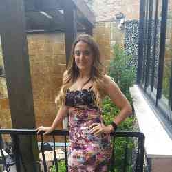 Single Greek woman in Astoria, New York, United States