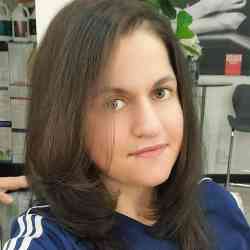 Single Greek woman in New York, New York, United States