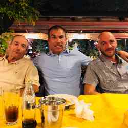 Single Greek man in Chicago, Illinois, United States