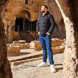 Single Greek man in Boston, Massachusetts, United States