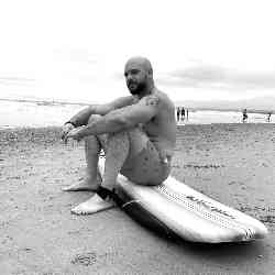 Single Greek man in Los Angeles, California, United States