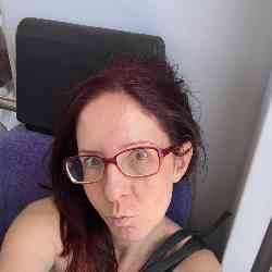 Single Greek woman in Thessaloniki, Greece, Greece