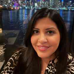 Single Greek woman in Athens, Greece, Greece