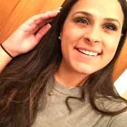 Single Greek woman in New York, New York, United States