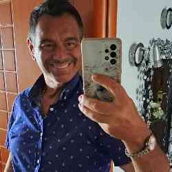 Single Greek man in Thessaloniki, Greece