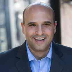 Single Arab man in New York, New York, United States