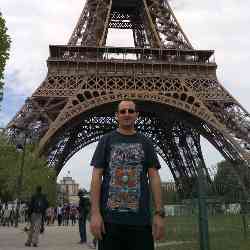 Single Arab man in Doha, , Qatar