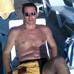 Single Arab man in Beirut, Beirut Governorate, Lebanon