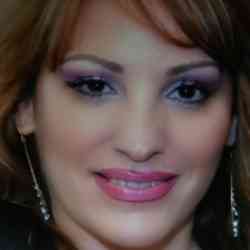 Single Arab woman in Montreal, Quebec, Canada