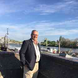 Single Arab man in London, England, United Kingdom