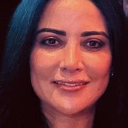 Single Arab woman in Casablanca, Casablanca-Settat, Morocco