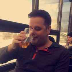 Single Arab man in Vancouver, British Columbia, Canada