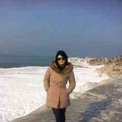 Single Arab woman in Rabat, Rabat-Salé-Kénitra, Morocco