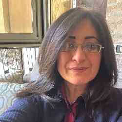 Single Arab woman in Bayrut, Beirut Governorate, Lebanon