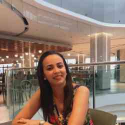 Single Arab woman in Casablanca, Casablanca-Settat, Morocco
