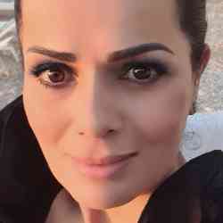 Single Arab woman in Beirut, Beirut Governorate, Lebanon