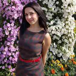 Single Arab woman in Dubai, Dubai, United Arab Emirates