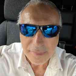 Single Arab man in Los Angeles, California, United States