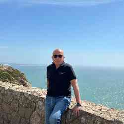 Single Arab man in Dubai, United Arab Emirates, United Arab Emirates