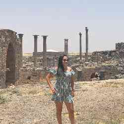 Single Arab woman in Bayrut, Beirut Governorate, Lebanon