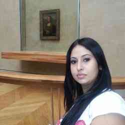 Single Arab woman in Montreal, Quebec, Canada