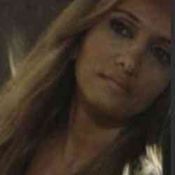 Single Arab woman in Bayrut, Beirut Governorate, Lebanon